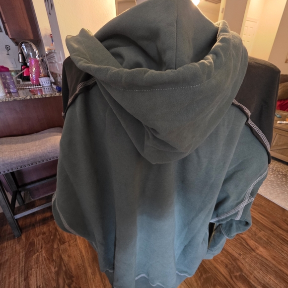 Oli & Hali Green Patchwork Hoodie - Picture 4 of 5
